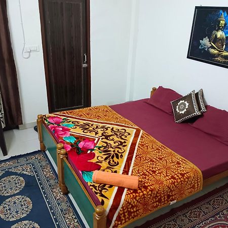 Pratibha Home Stay Jabalpur Exterior foto