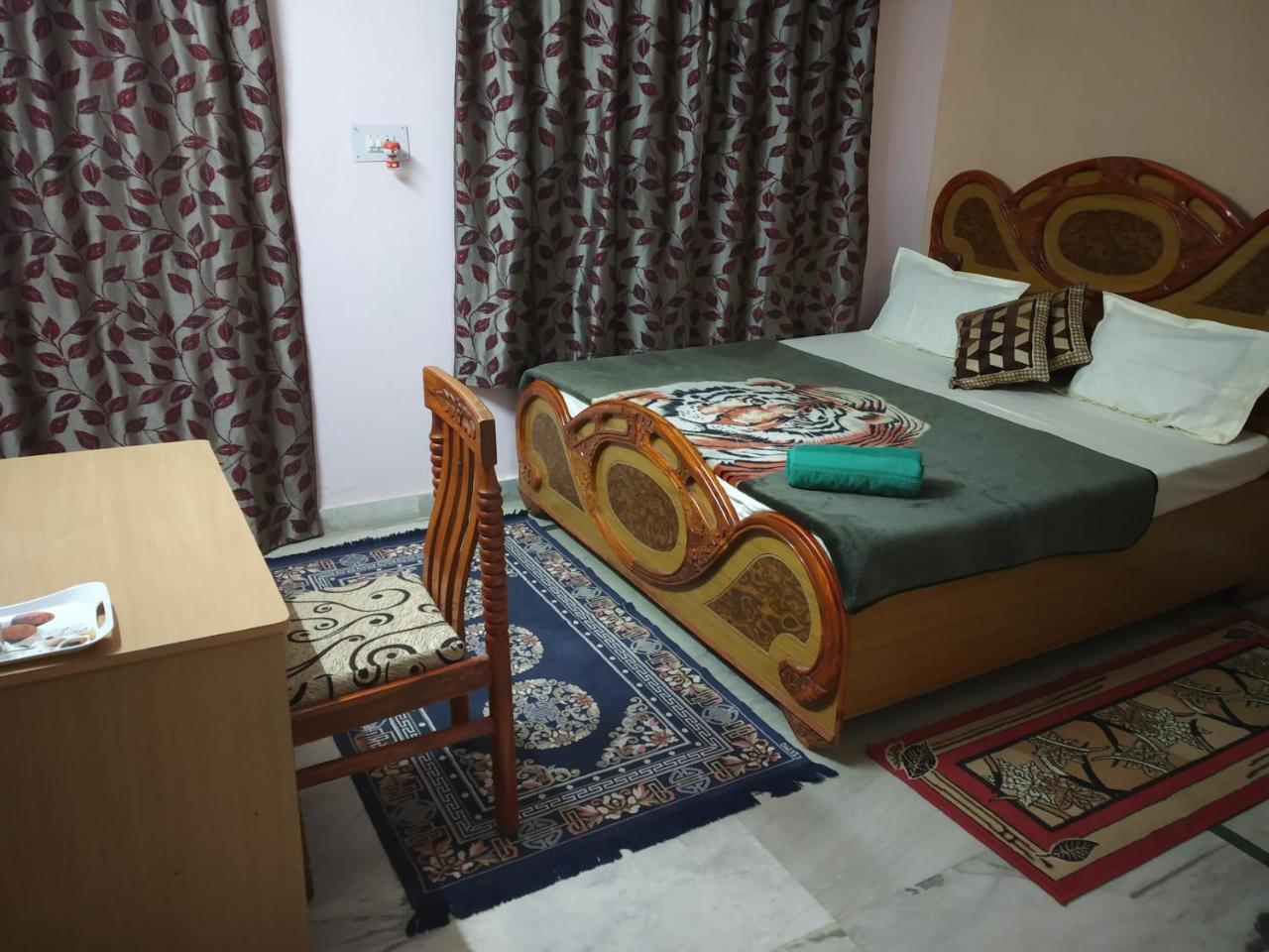 Pratibha Home Stay Jabalpur Exterior foto